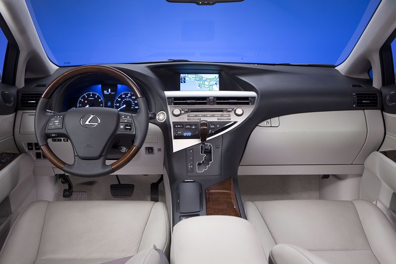 Los Angeles 2008: Lexus RX 350 i RX 450h - ewolucyjna przemiana