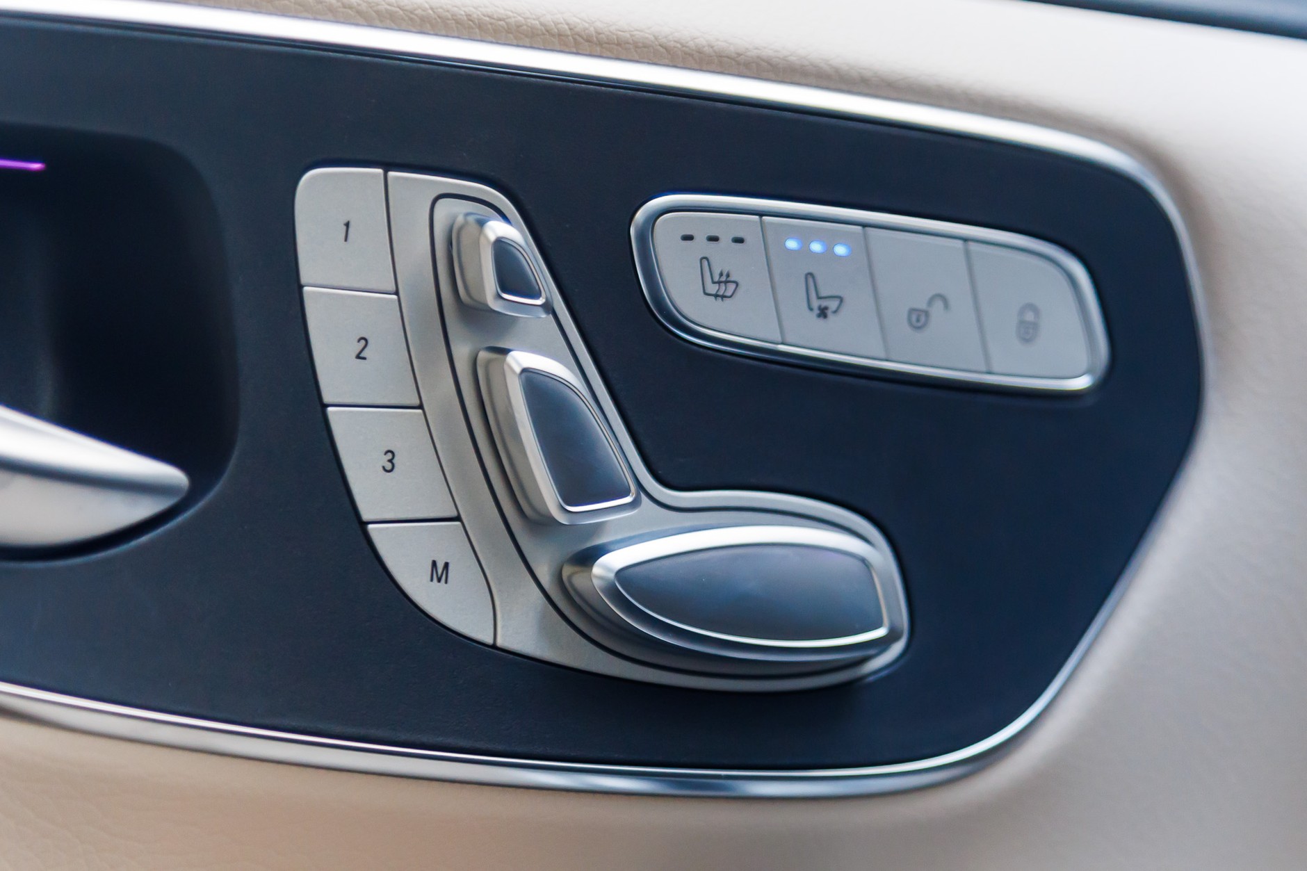 2024 Mercedes V300d