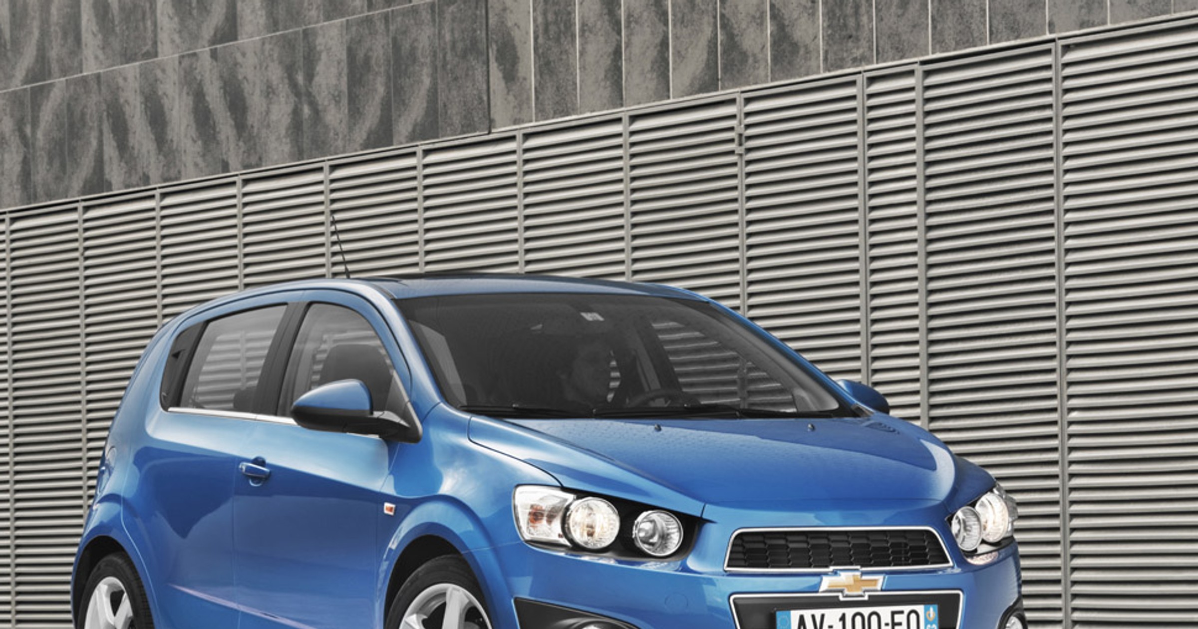 Aveo: podwójne uderzenie Chevroleta