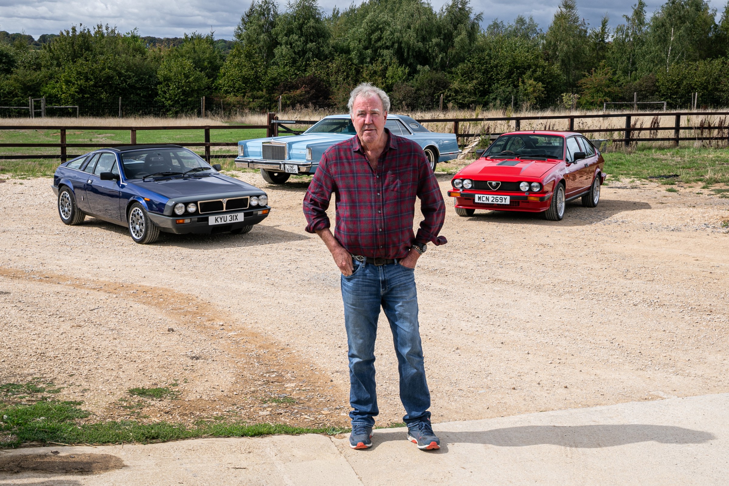 Jeremy Clarkson sprzedaje trzy auta z "The Grand Tour". Powód ujawni dopiero w swoim programie
