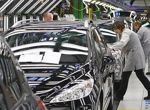 Koncern PSA Peugeot Citroen wychodzi na prostą