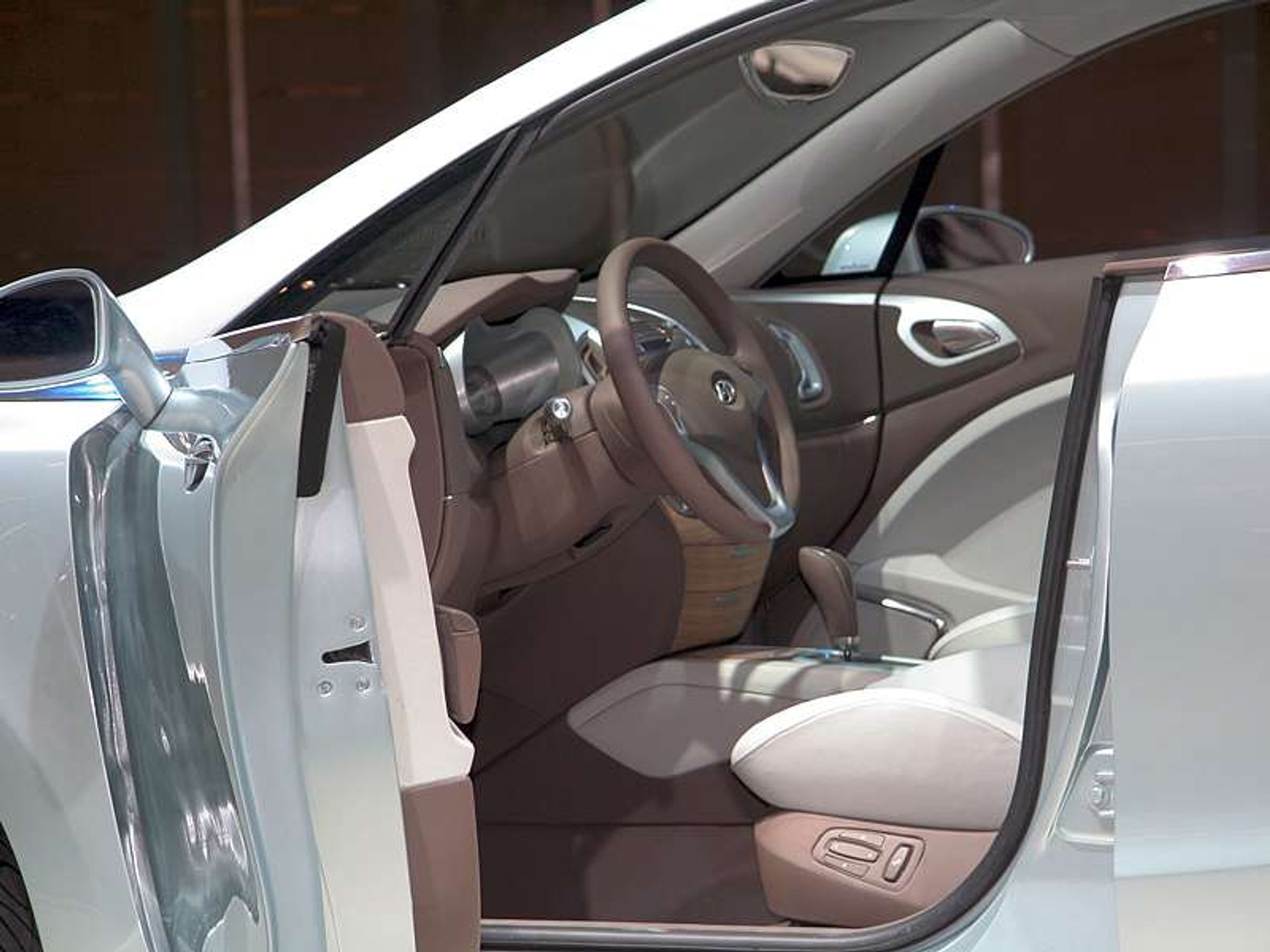 Paryż na żywo: fotogaleria z targów – Pierwszy dzień targów (1/2)