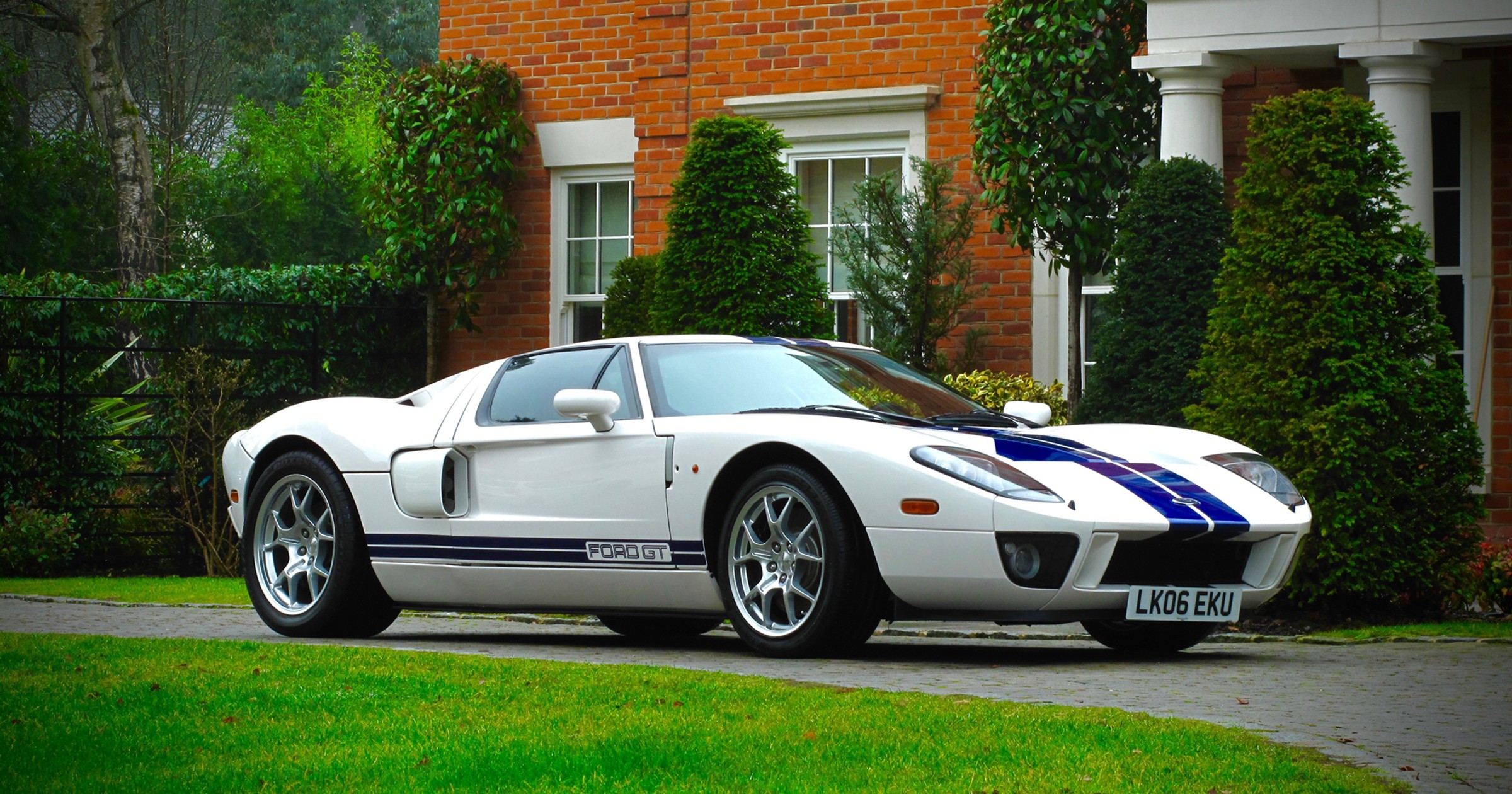 Ex Jenson Button 2005 Ford GT