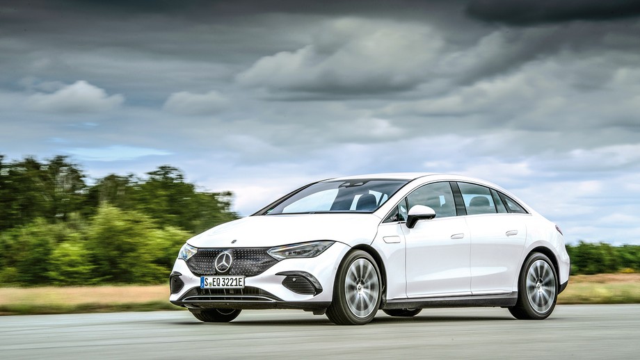 Mercedes EQE