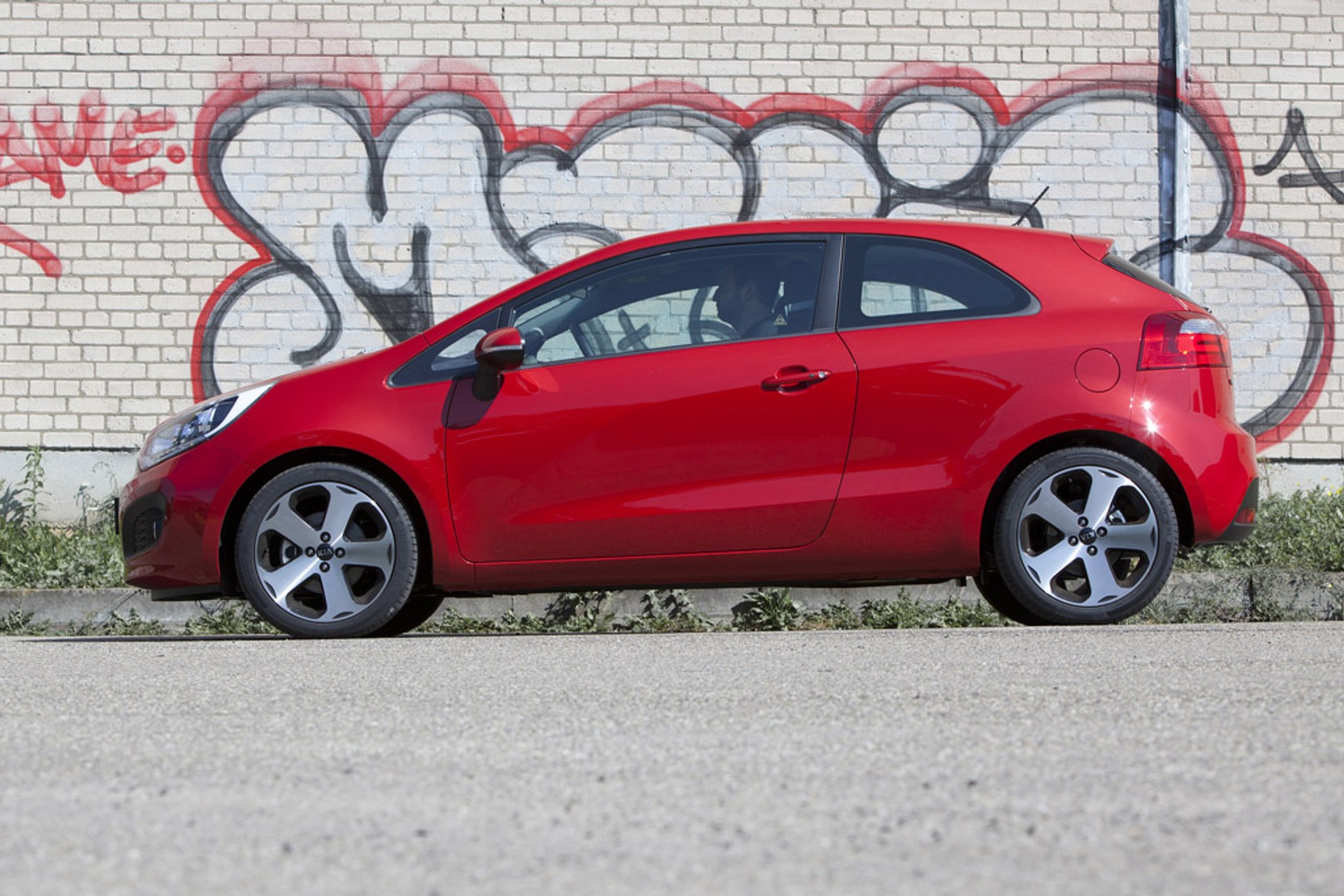 Wszystko o Kii Rio: czy zrobi zamęt w klasie