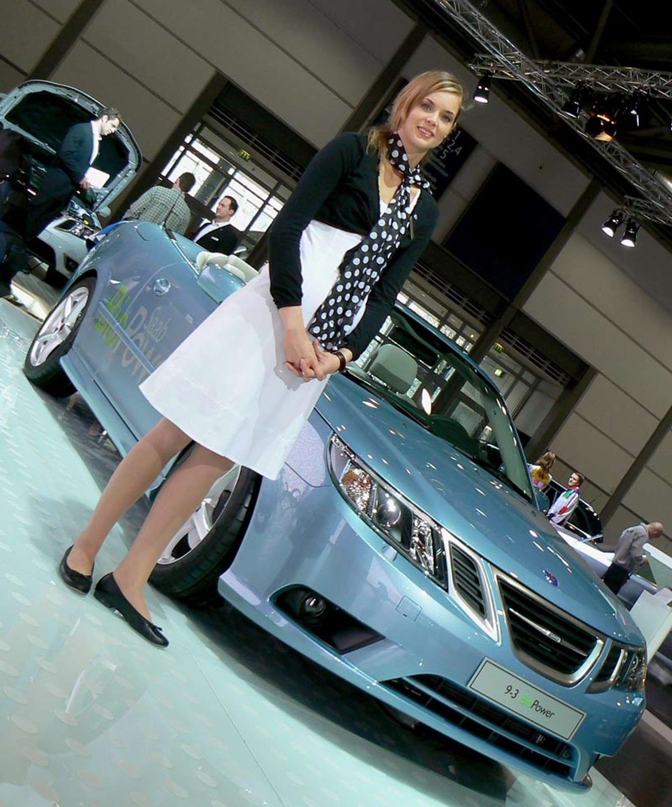 AMI/AMITEC 2008: dziewczyny i samochody