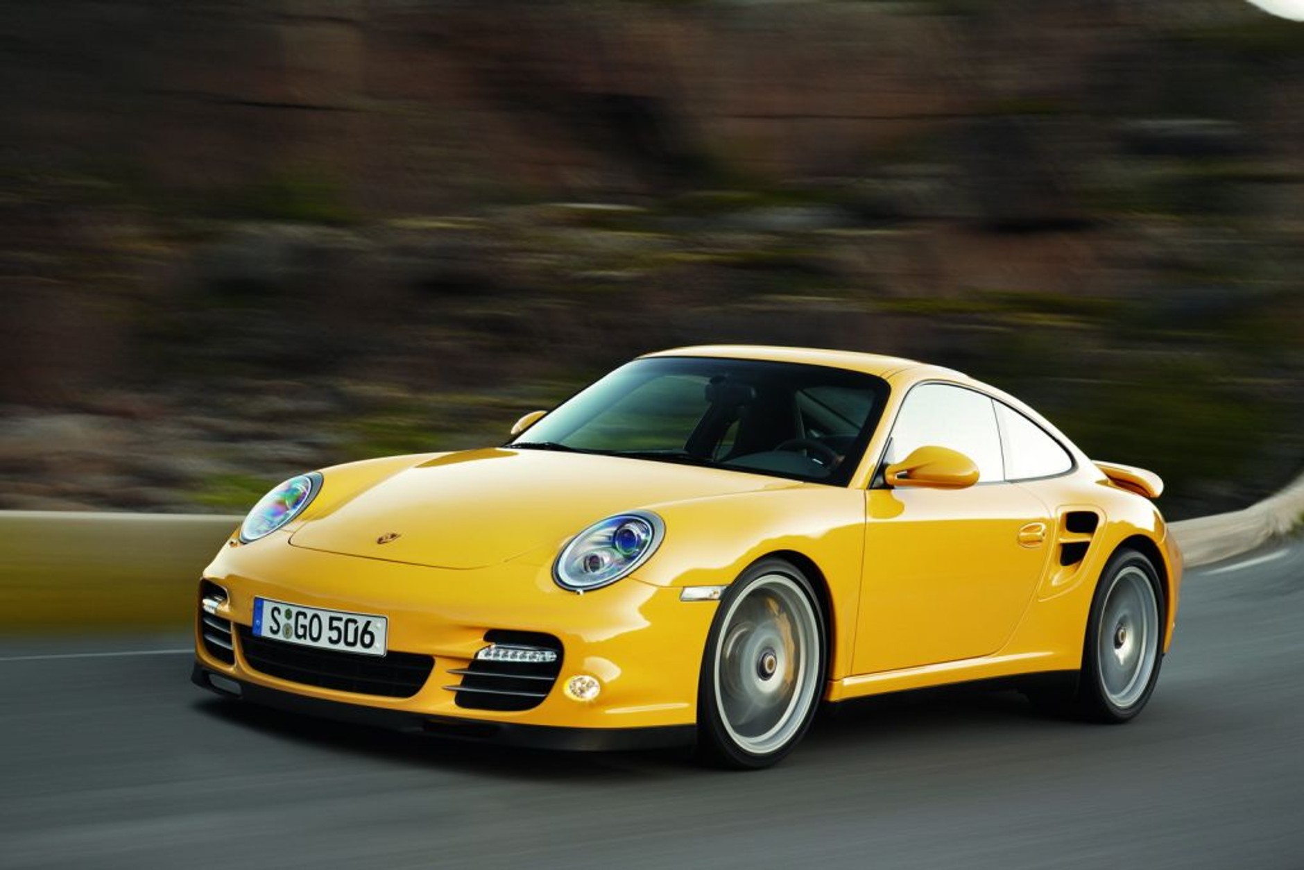 Porsche 911 Turbo - Nowy silnik dla wersji coupe i cabrio