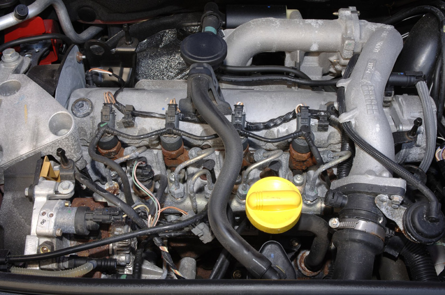 Renault Megane II 1.6 kontra 1.5 dCi: cena podobna, problemy zupełnie inne