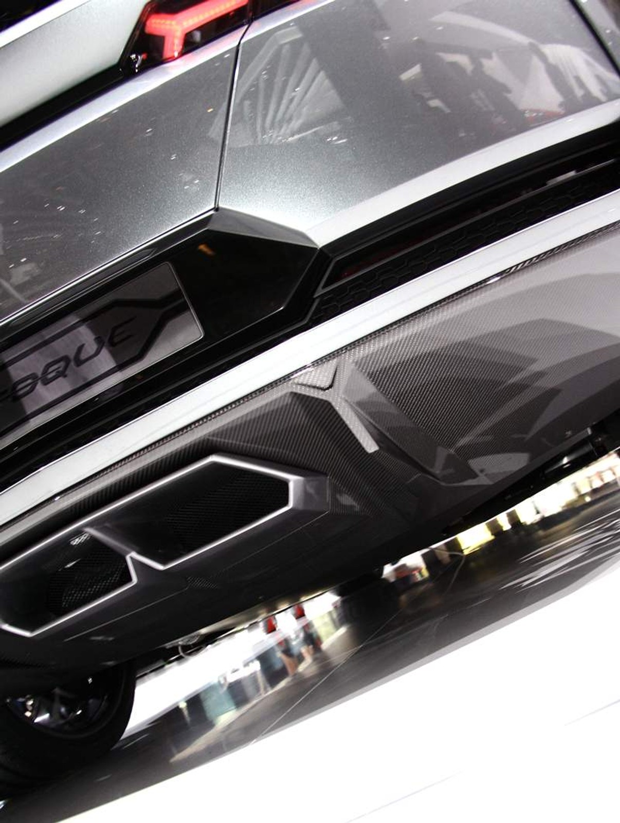 Paryż 2008: Lamborghini Estoque – co najmniej cztery lata do rozpoczęcia produkcji