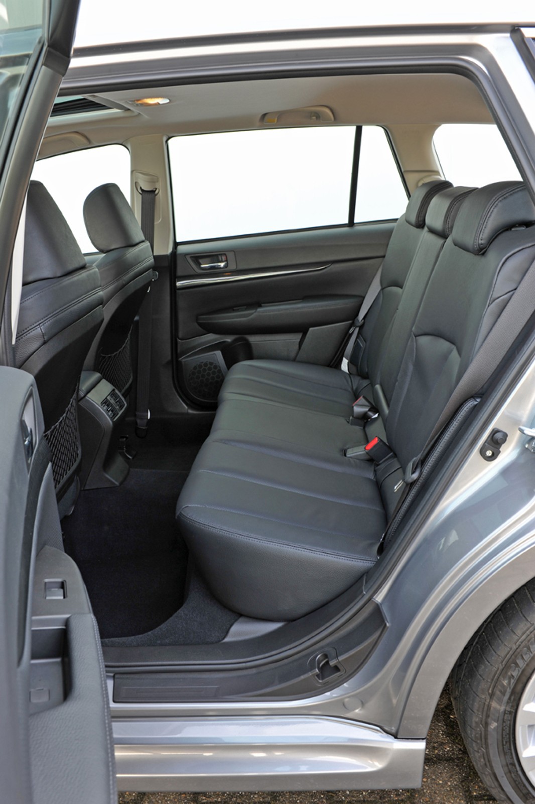 IAA Frankfurt 2009: Subaru Legacy – pierwsze wrażenia, fotogaleria