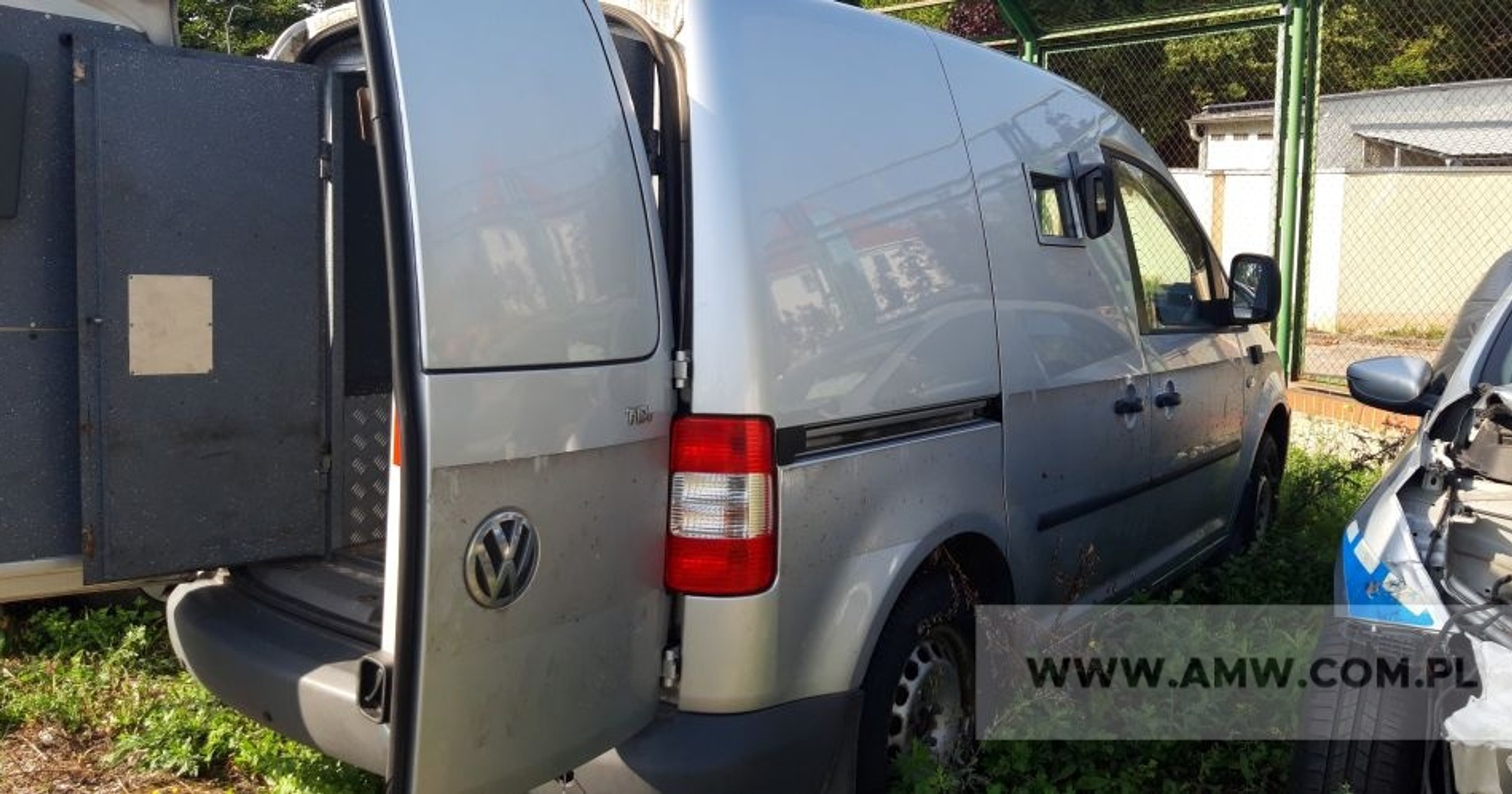 Volkswagen Caddy w odmianie bankowóz