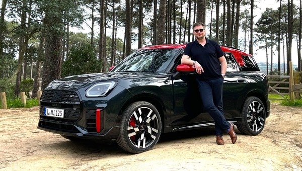 Nowe MINI Countryman to pierwsze polsko-niemieckie auto tej marki. Te same osiągi co w BMW, ale o 53,9 tys. zł taniej
