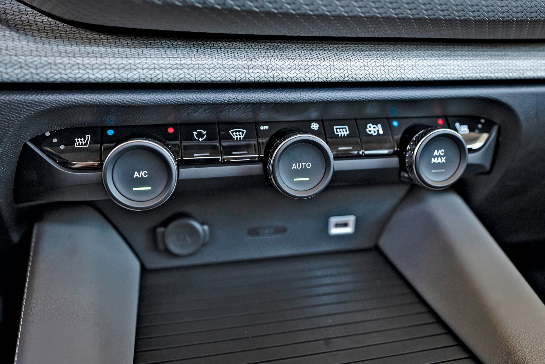 Citroen C5 X PHEV 225