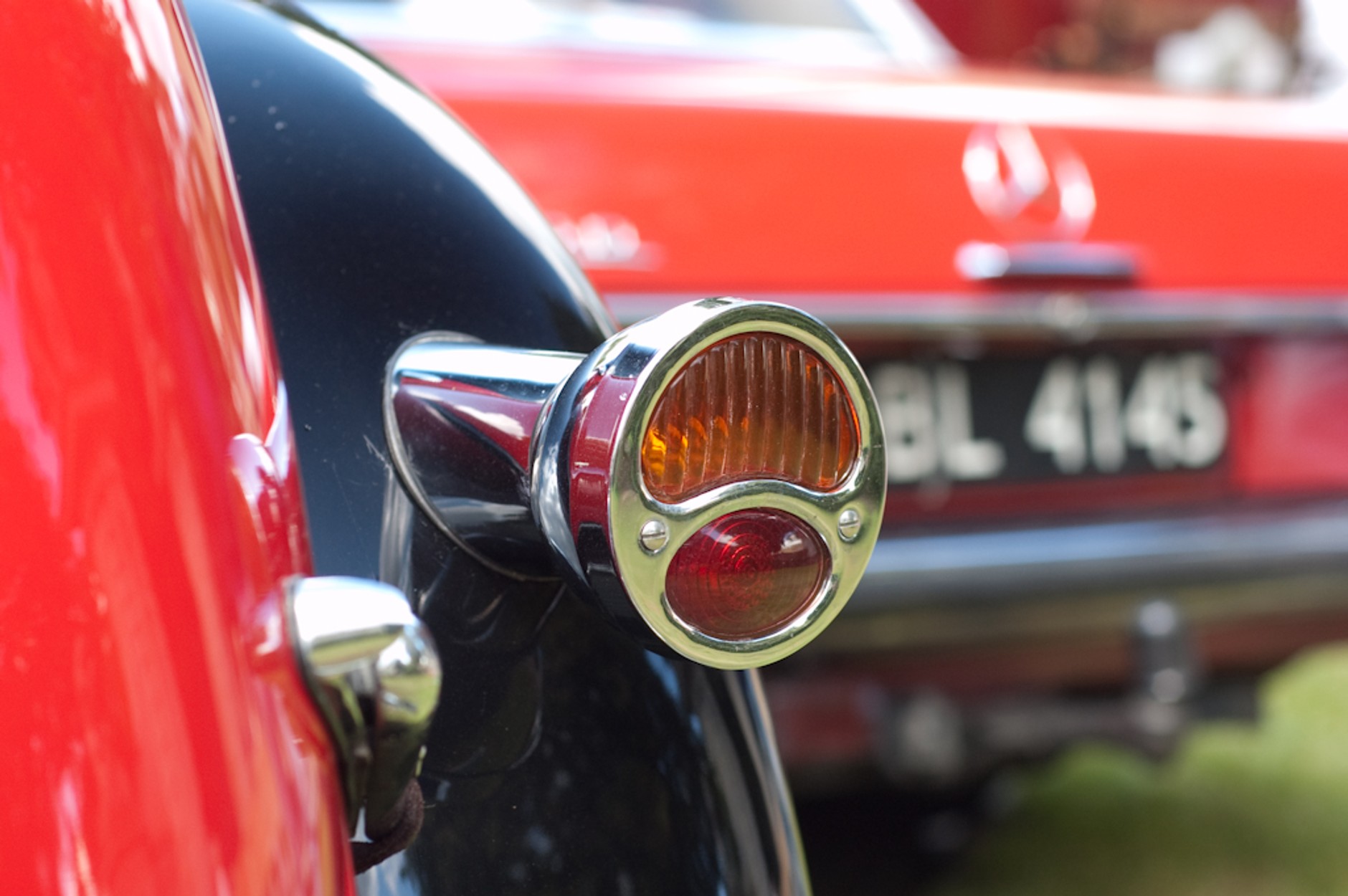 Klasyczne Mercedesy w Wilanowie