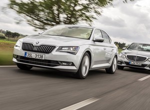 Porównanie: Mercedes E 220 BlueTec i Skoda Superb 2.0 TDI