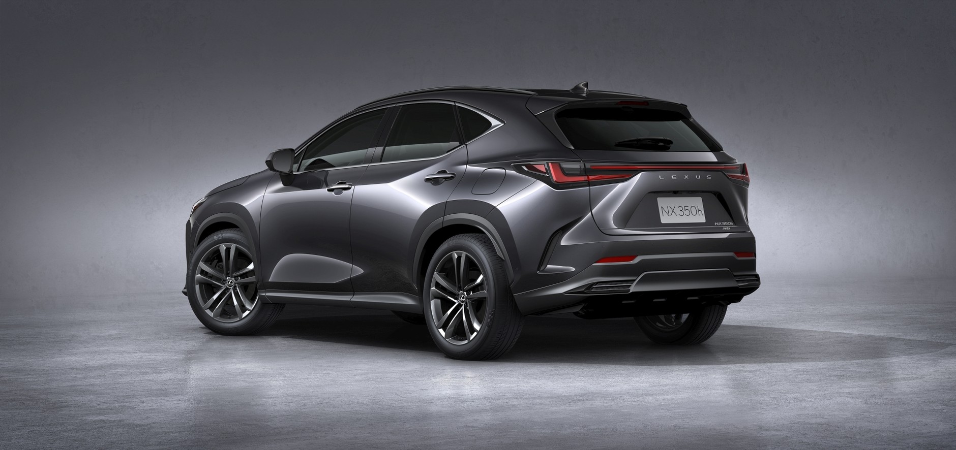 Lexus NX - 2 generacja. Model 2021