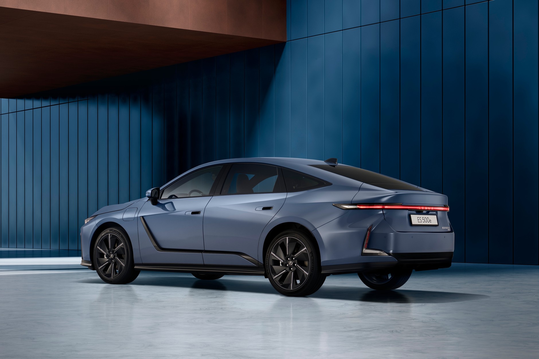 Nowy Lexus ES