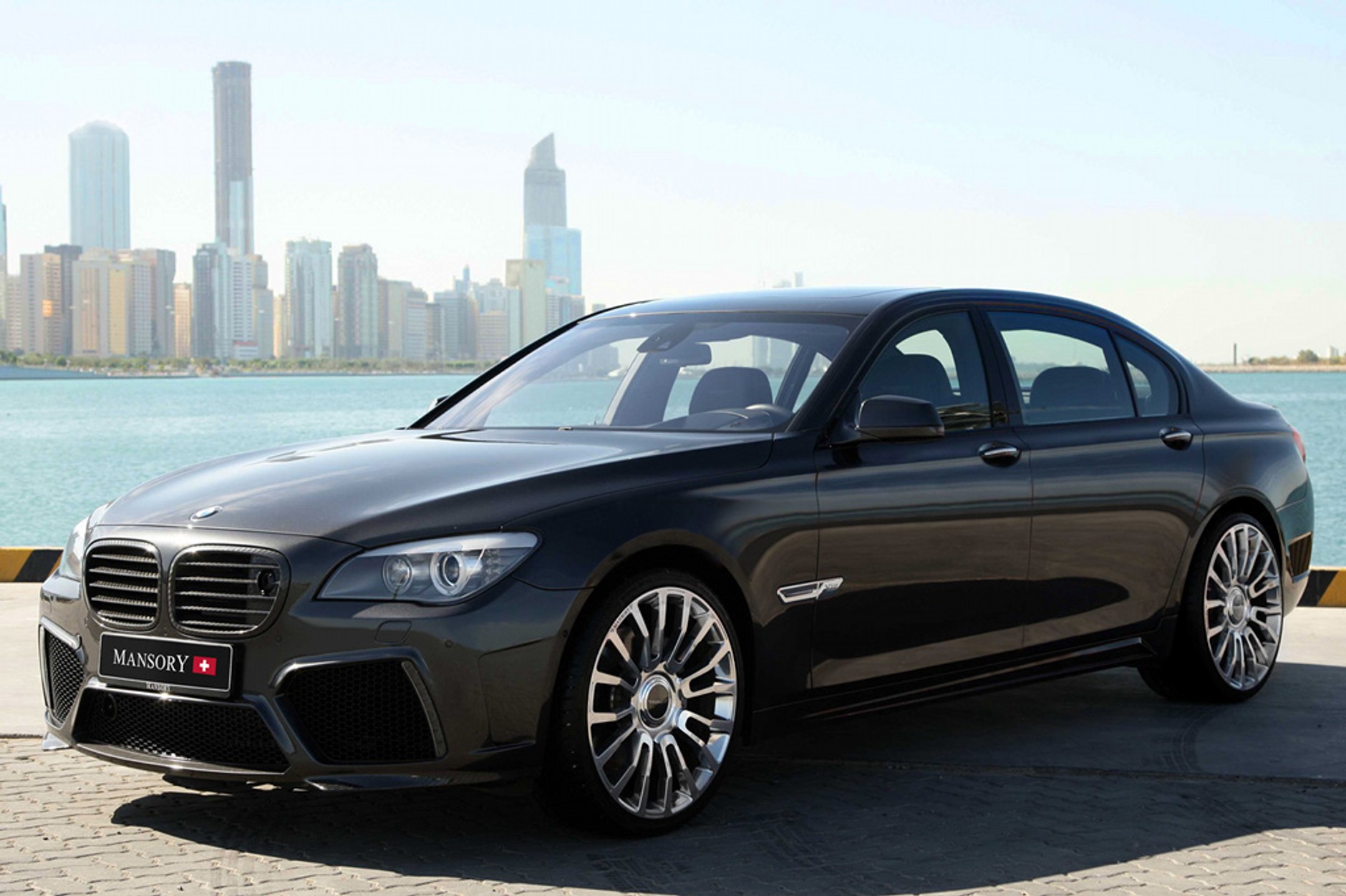BMW serii 7 Mansory – Limuzyna ze sportowym sznytem