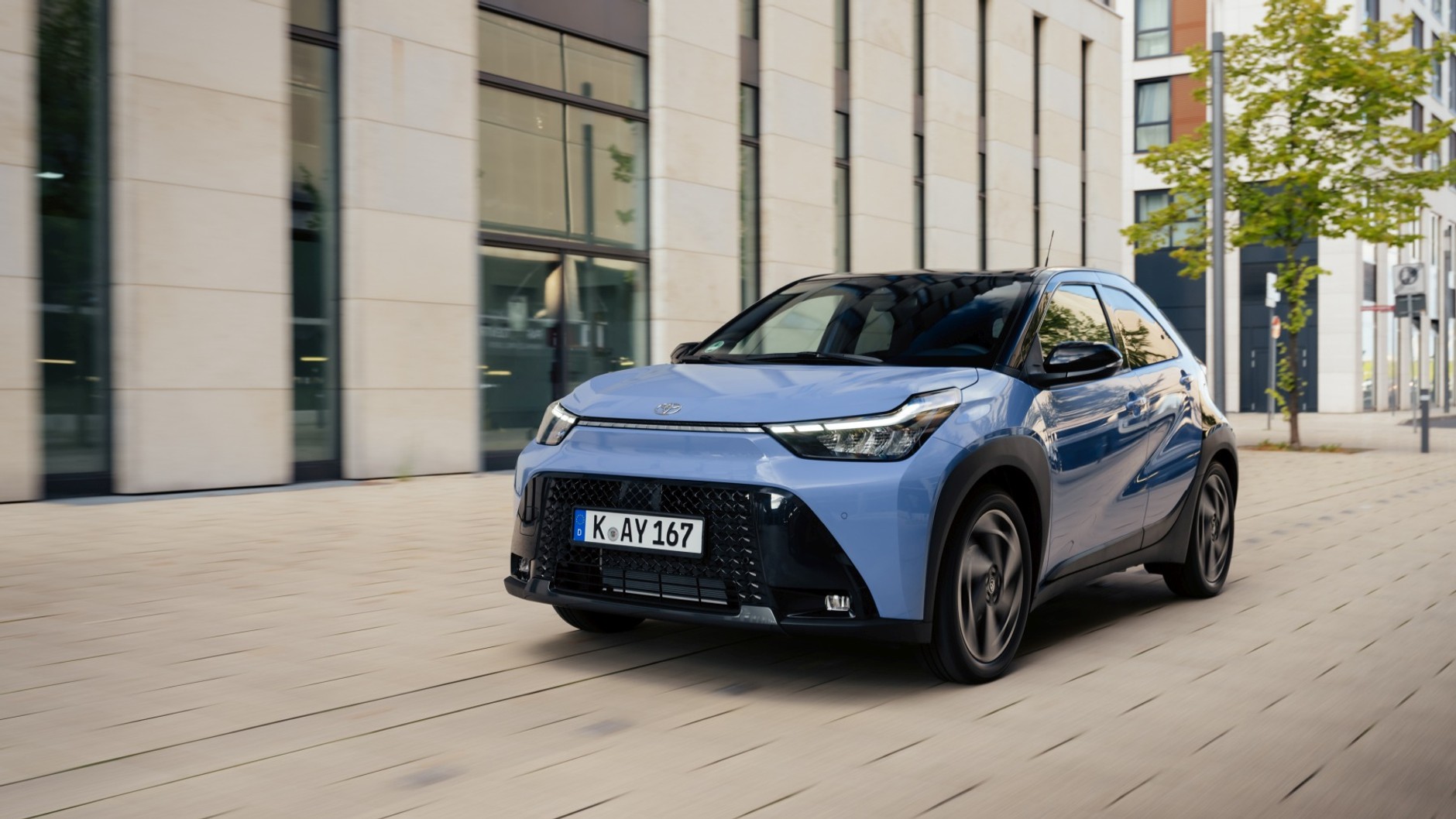 Hybrydowa Toyota Aygo X