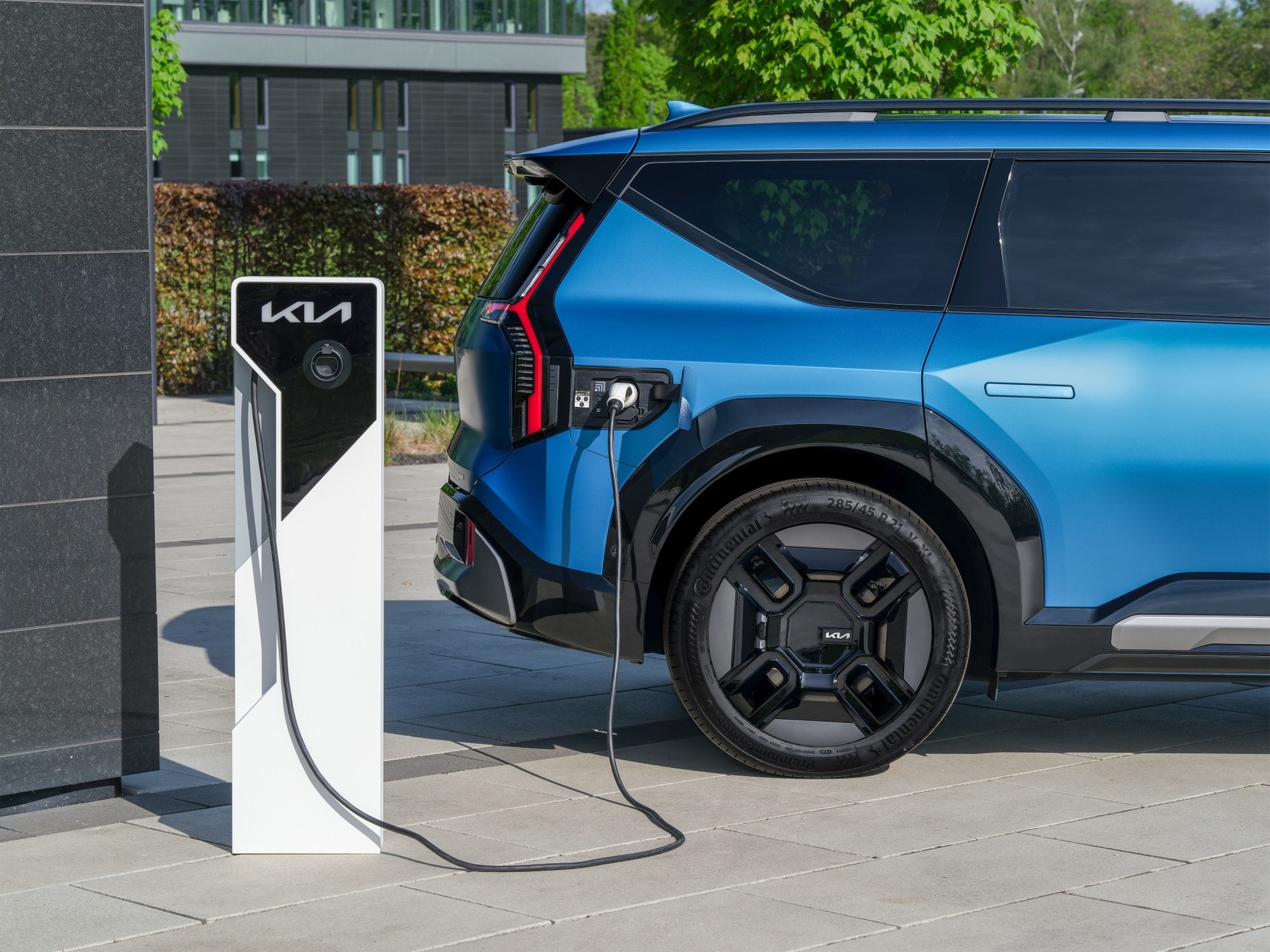 Napęd elektryczny nie odczarowuje SUV-ów