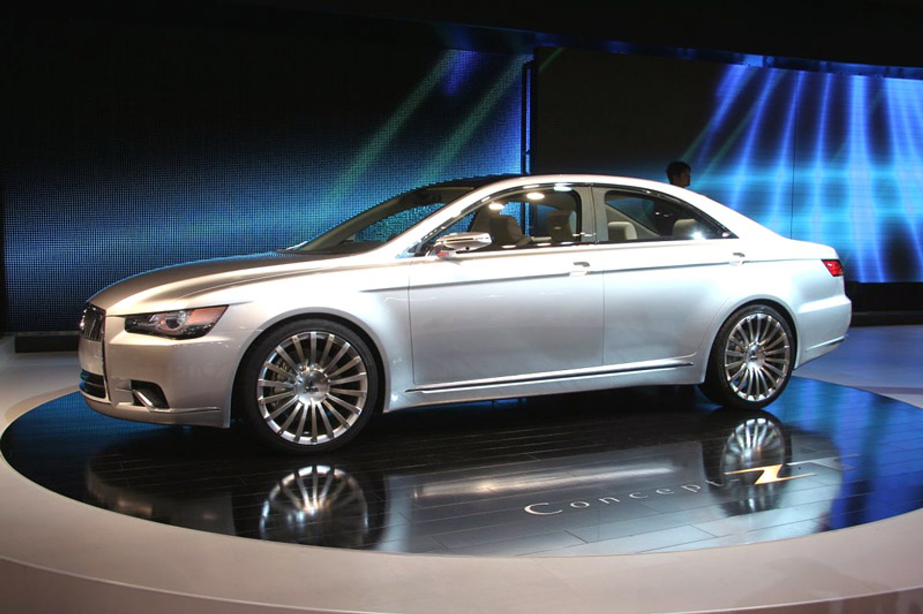 Tokio Motor Show 2007: Mitsubishi Concept-ZT – przyszłość sedana