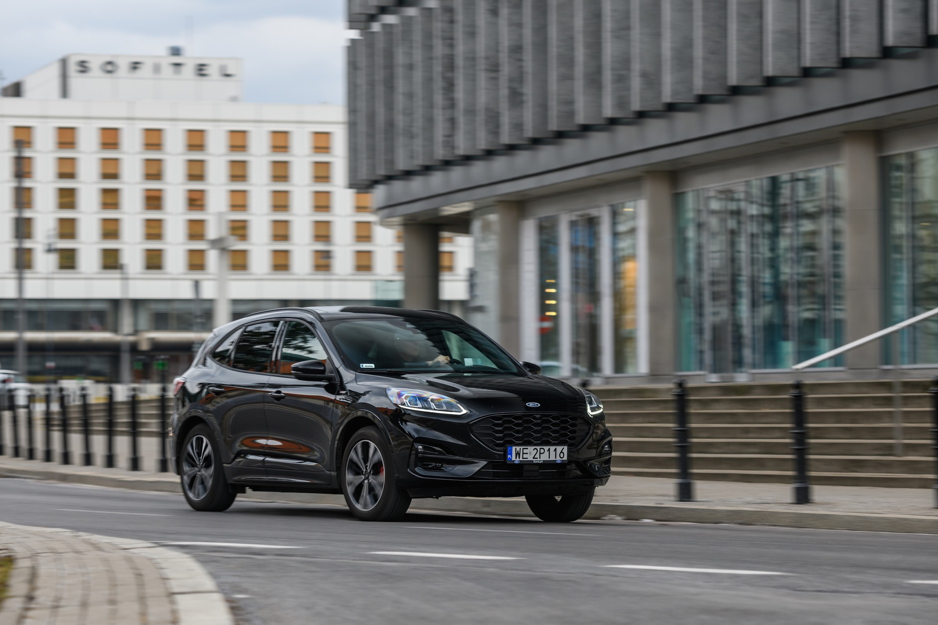 Ford Kuga 2.5 Hybrid AWD ST-Line X