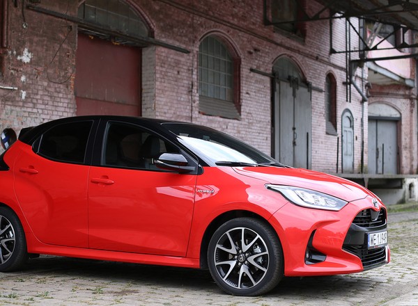 Toyota Yaris Hybrid – napęd przyszłości już dziś
