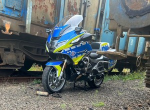 Policyjne motocykle w nowym malowaniu. Pochwaliła się nimi KSP