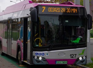 "Będą musiały stanąć pod płotem". Kutna nie stać na użytkowanie elektrycznych autobusów