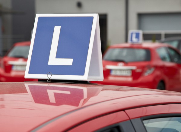 Kasowanie punktów karnych prosto z domu - ruszają kursy online