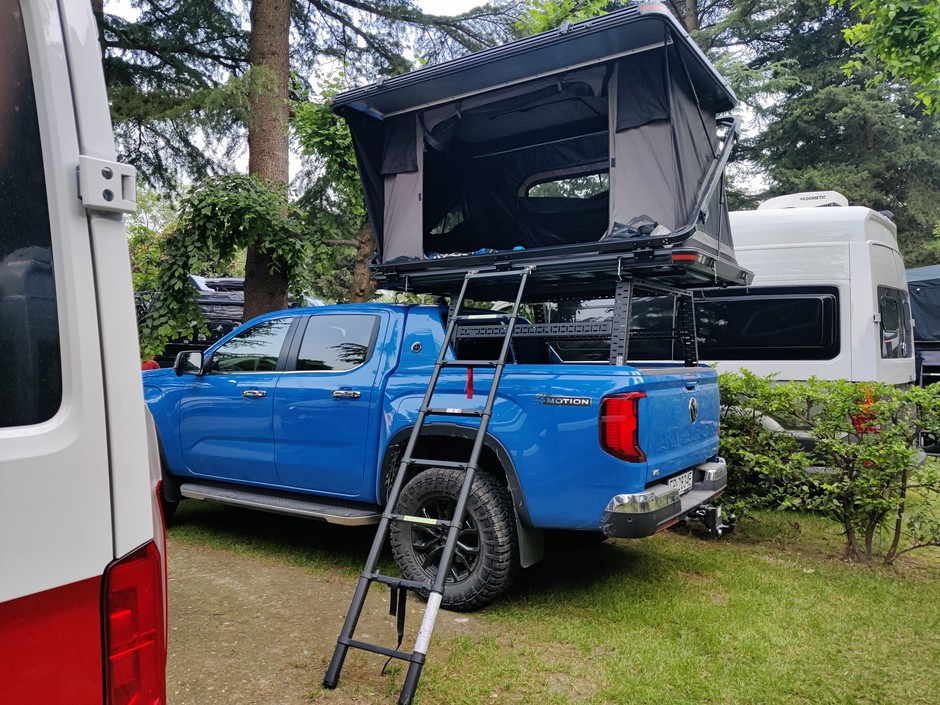 Volkswagen Amarok i Grand California na włoskich wakacjach