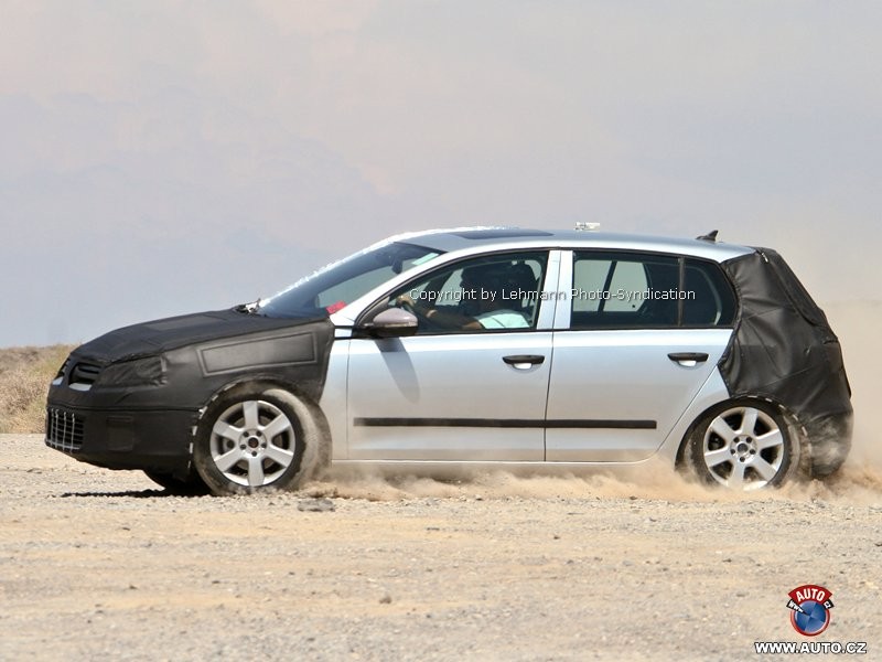 Zdjęcia szpiegowskie: szósty Volkswagen Golf na scenie