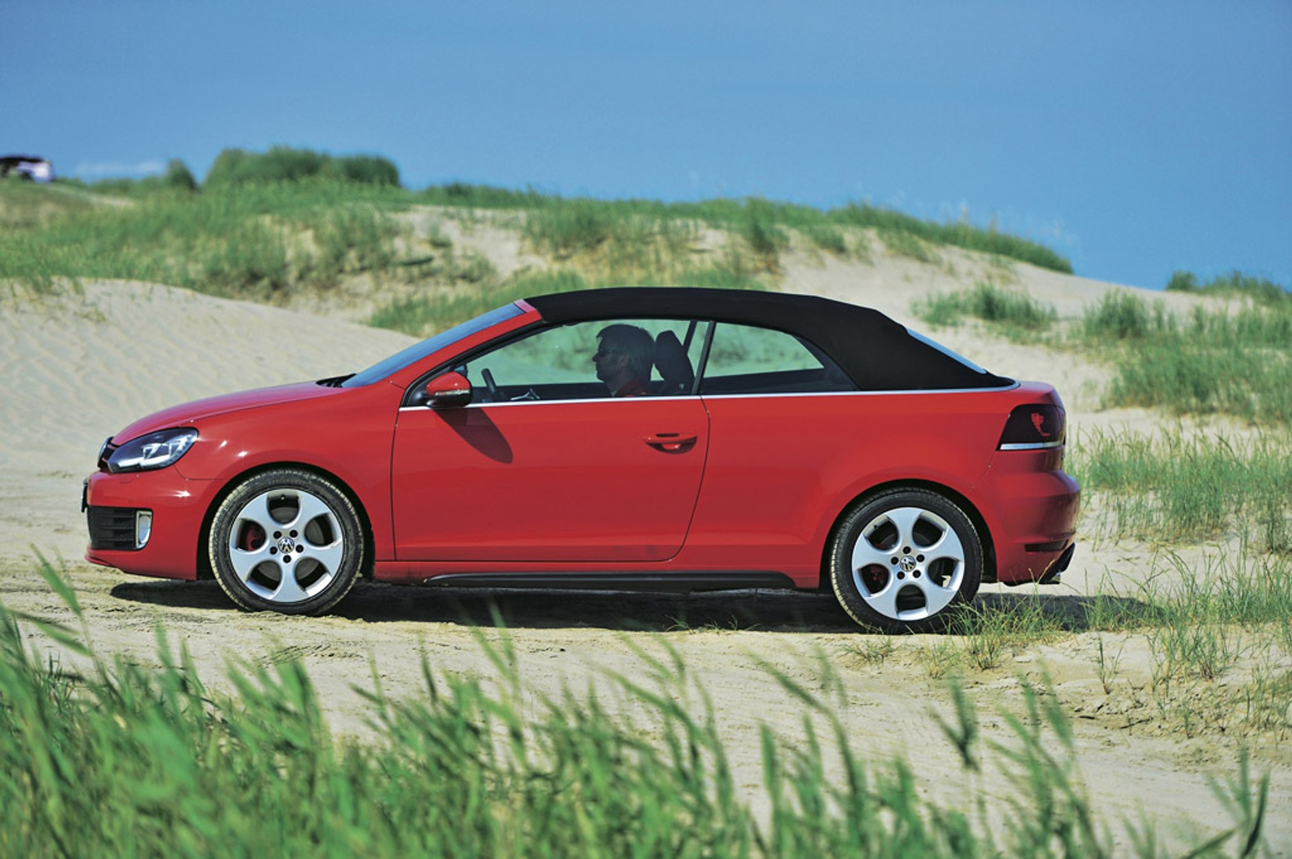 Audi A3 kontra BMW 125i i Volkswagen Golf: porównanie 3 kabrioletów