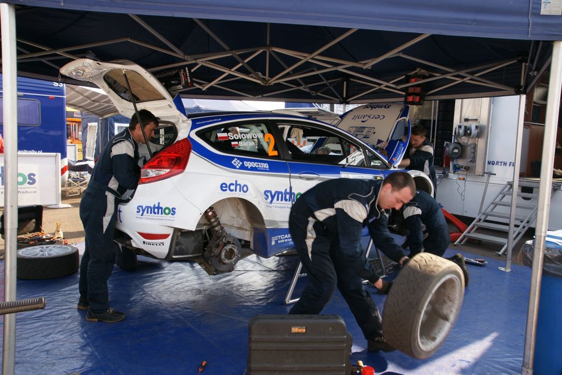 Rajd Elmot 2010: Sołowow, Kuchar, Kuzaj czy Kajetanowicz? (relacja z 2. etapu)