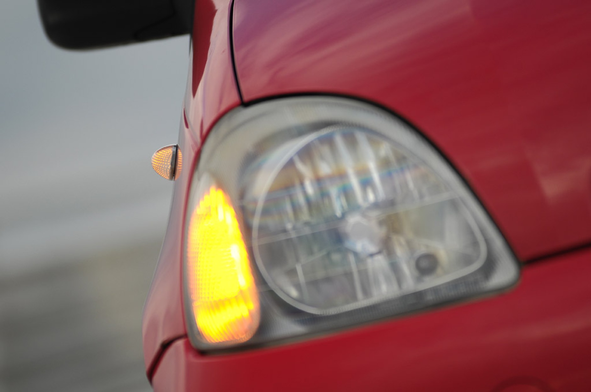 Czy kierunkowskaz zobowiązuje?