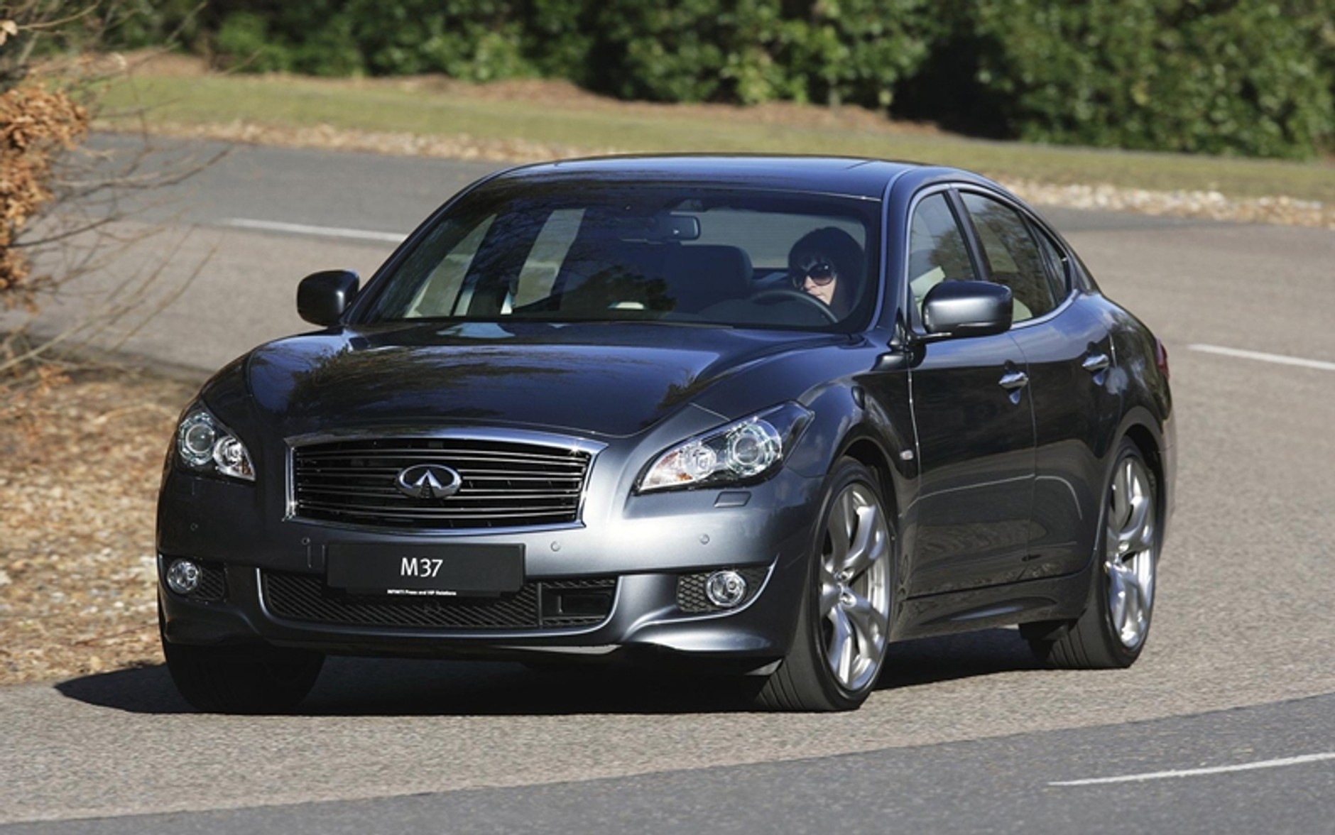 Infiniti M – pachnie w nim lasem, a pedał gazu nie słucha kierowcy