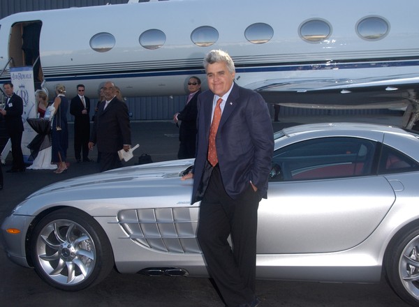 Jay Leno trafił do szpitala. Miał wypadek w swoim garażu