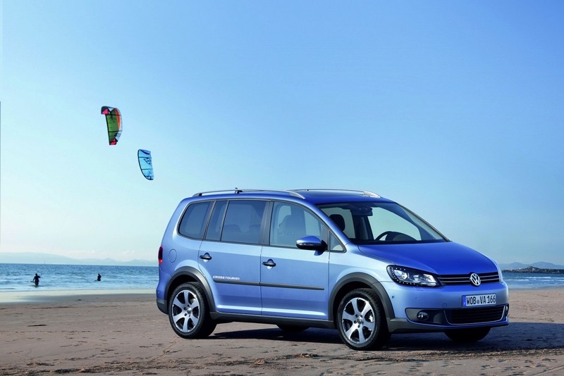 Volkswagen CrossTouran - właściwie dla kogo on jest?