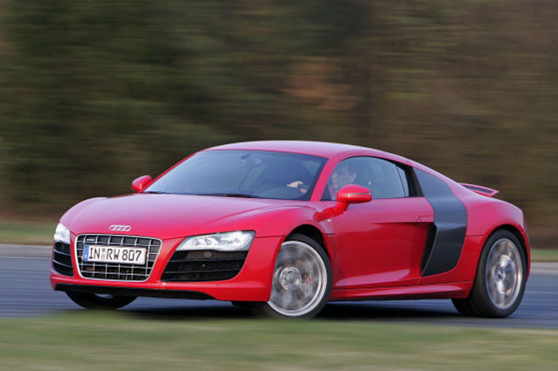 40 najlepiej hamujących aut