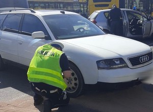 Uciekał przed policją. Miał we krwi "pół tablicy Mendelejewa" i zakaz prowadzenia pojazdów