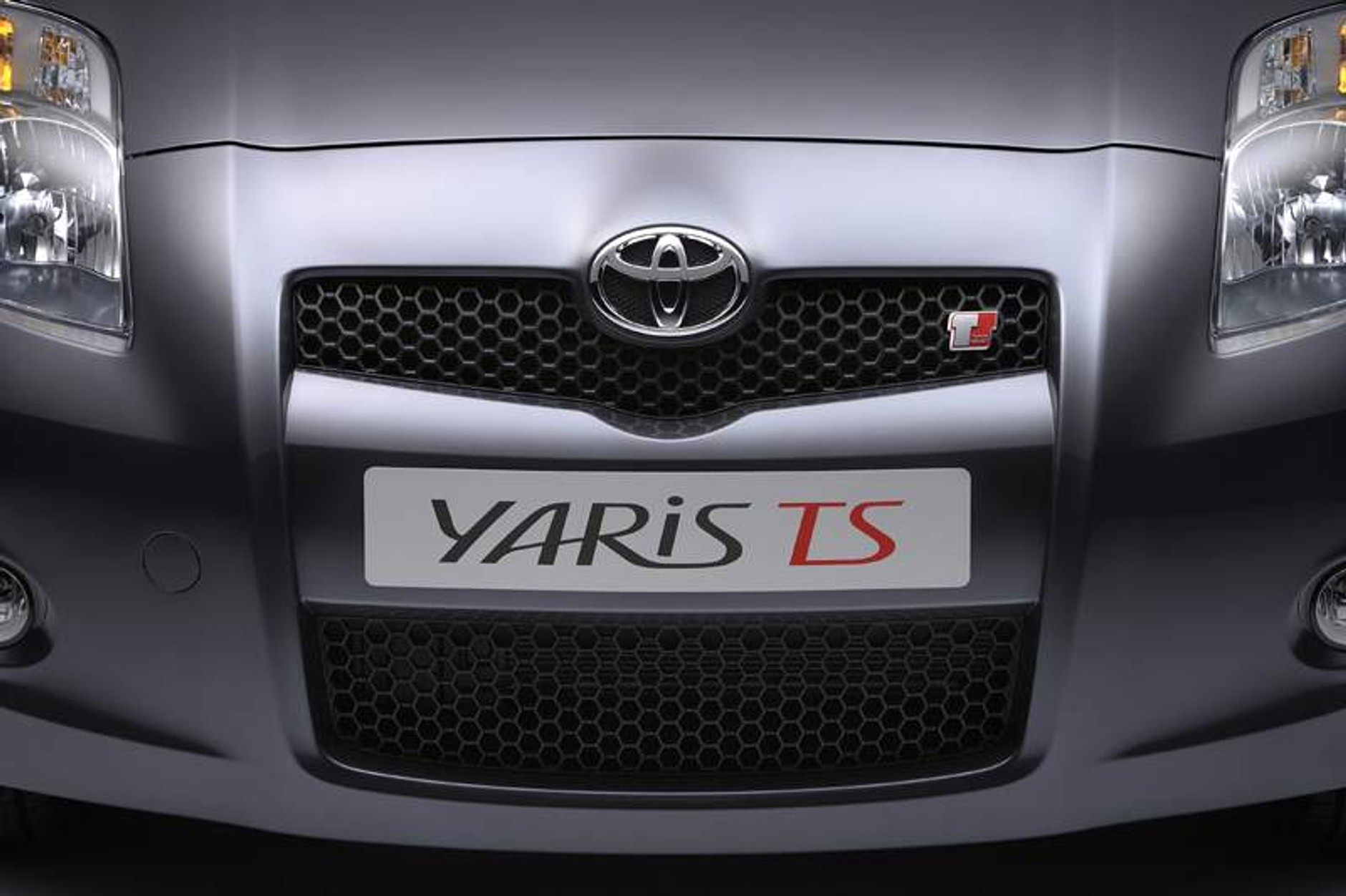 Paryska premiera: Toyota Yaris TS z silnikiem 1,8 VVT-i (132 KM)