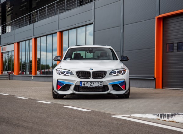 BMW M2 – „emka” jak za dawnych lat | TEST