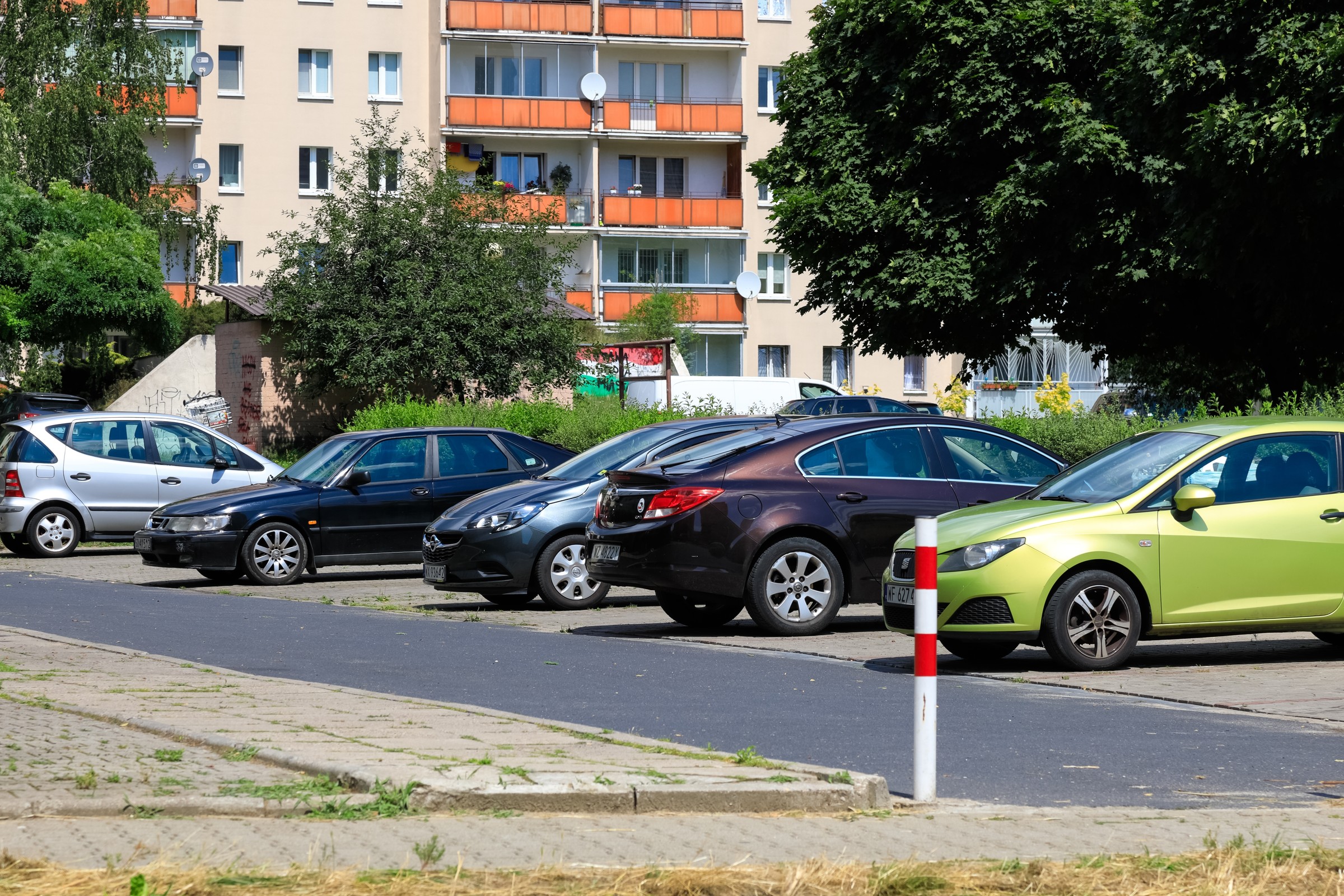 Zasada 10-15 metrów to podstawa. Kierowcy ją ignorują, a potem choćby 1000 zł opłat