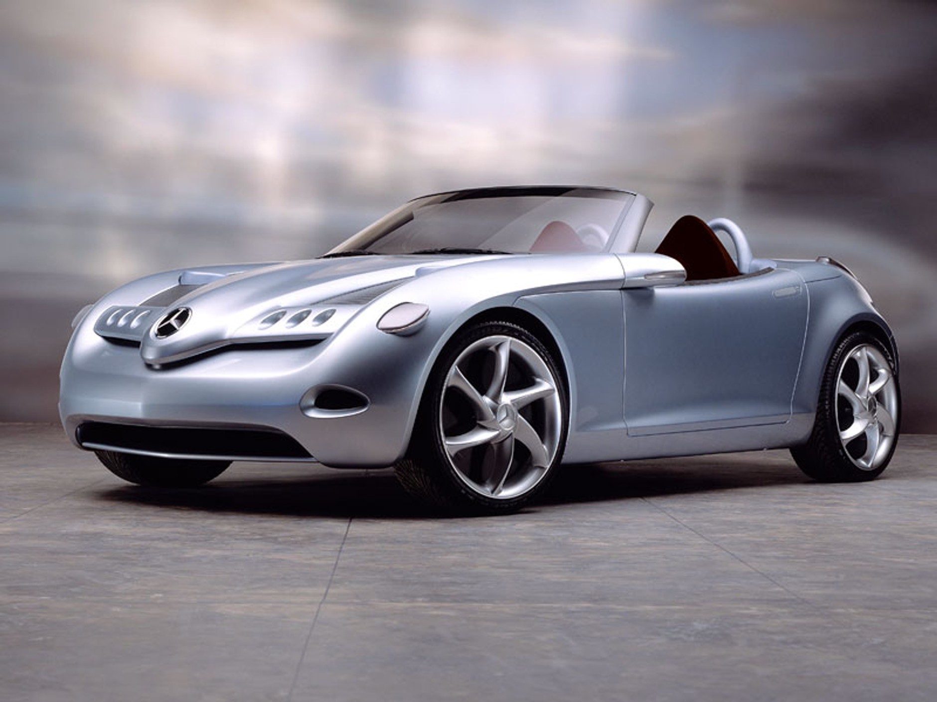 Mercedes-Benz: wznowienie planów dotyczących małego roadstera