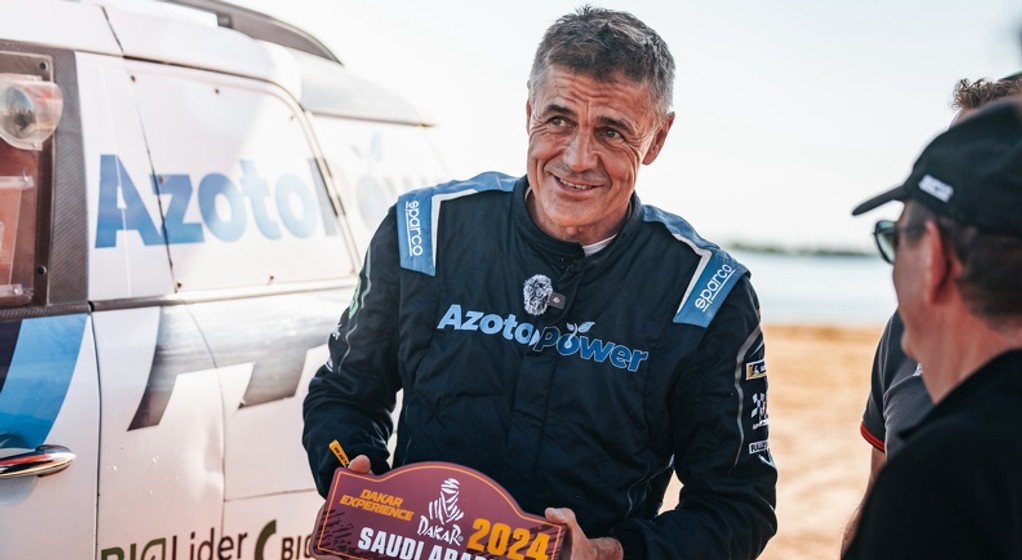 Krzysztof Hołowczyc uratował życie podczas Rajdu Dakar. Wynik był drugorzędny