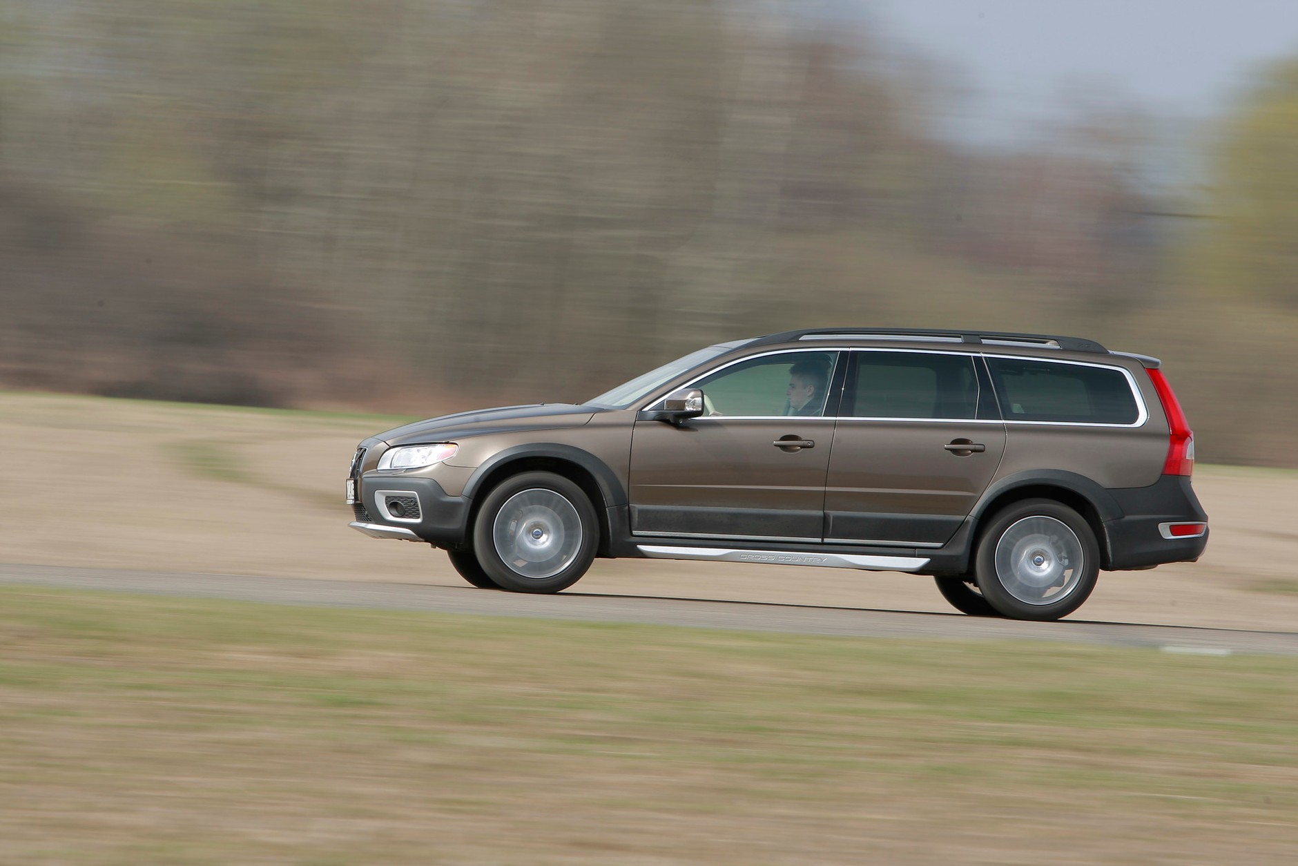 Rafał Trzaskowski (PO) – Volvo XC70