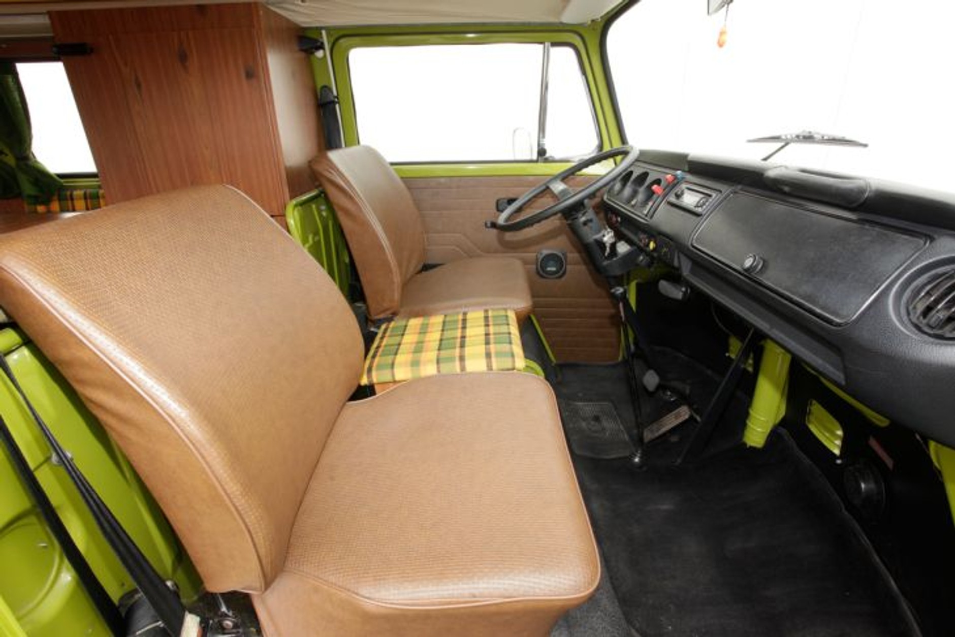 Volkswagen Transporter – kemping dla każdego