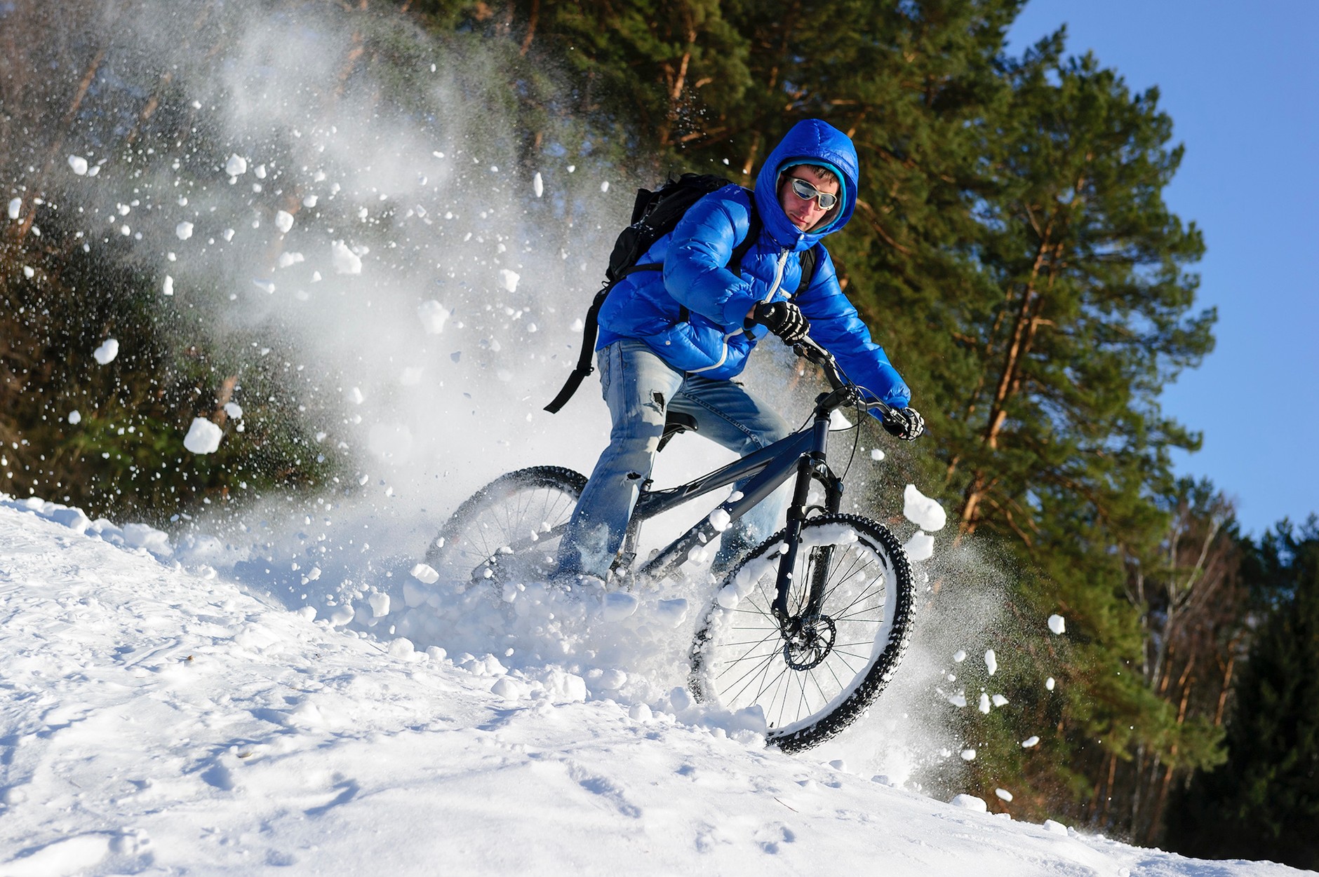 Wąskie opony MTB przy niskim ciśnieniu zachowują się jak dobre opony zimowe
