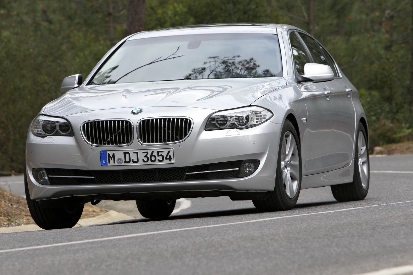Przedłużone BMW5 specjalnie dla Chińczyków