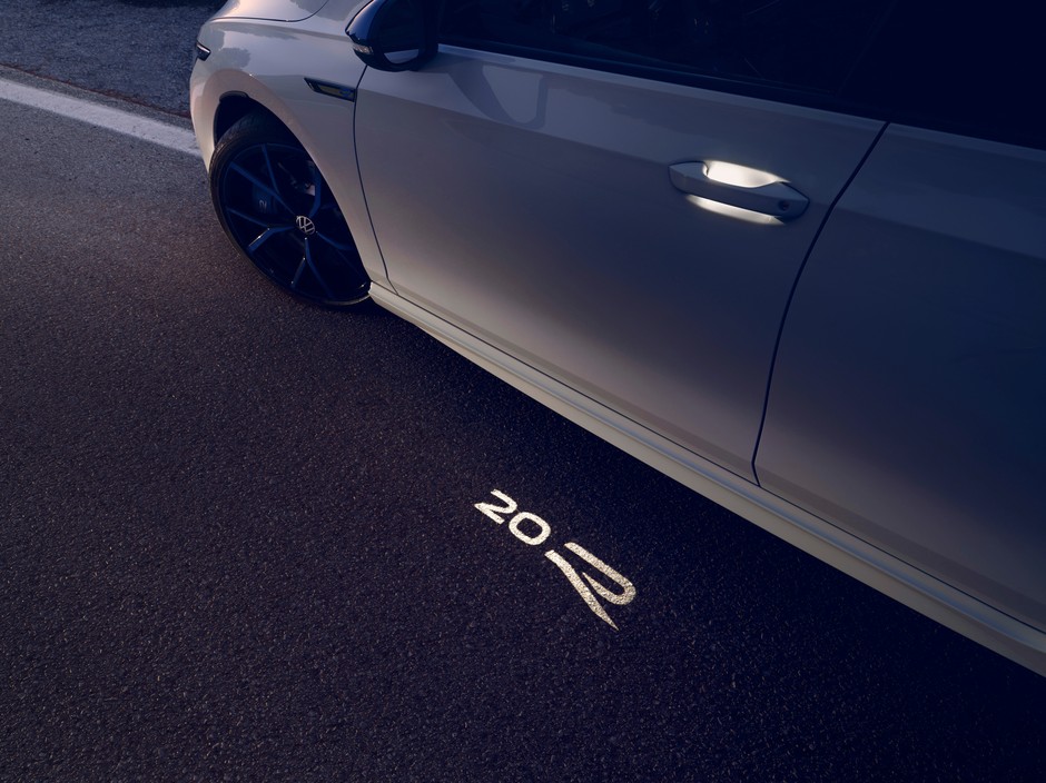 Volkswagen Golf R "20 Years"
